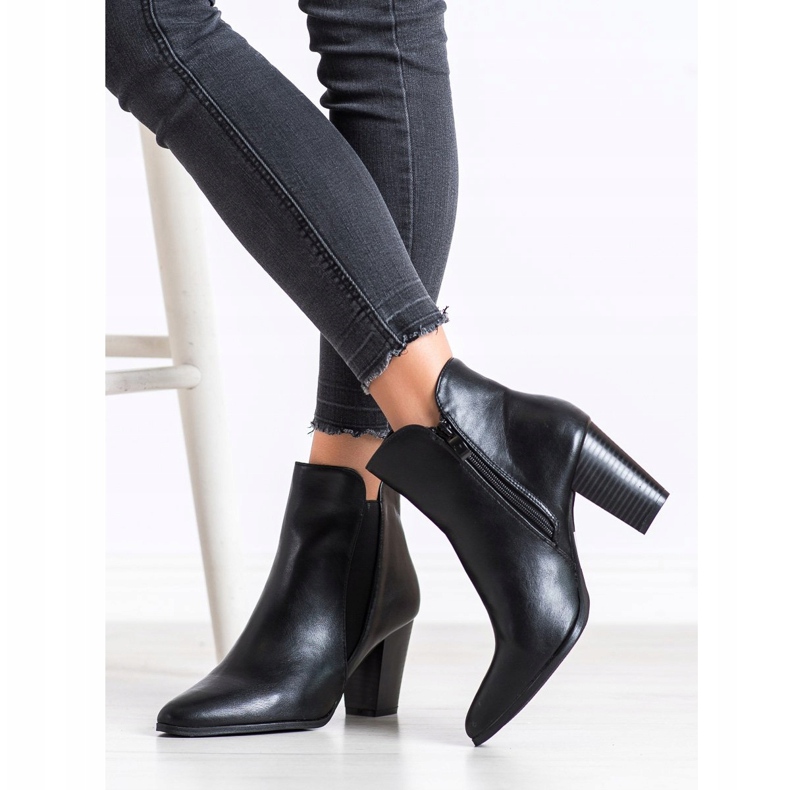 SHELOVET Teplé boty na sloupku černá 2