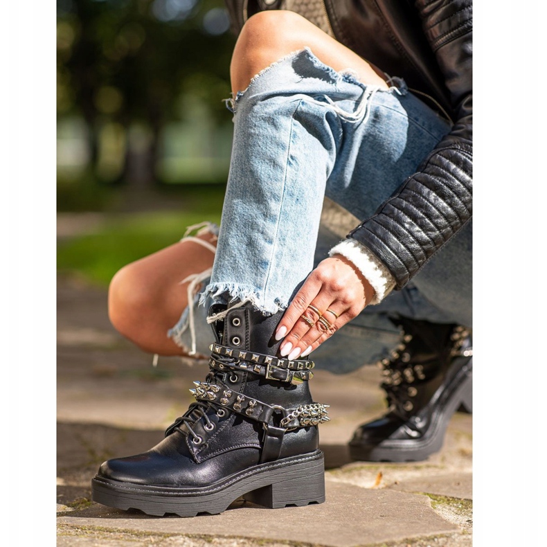 Seastar Pracovníci s hřeby černá 2