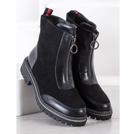 J. Star Teplí dělníci na jezdci černý 2