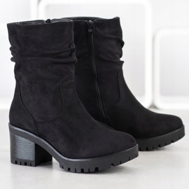 Flyfor Boty s volánky svršku černý 1