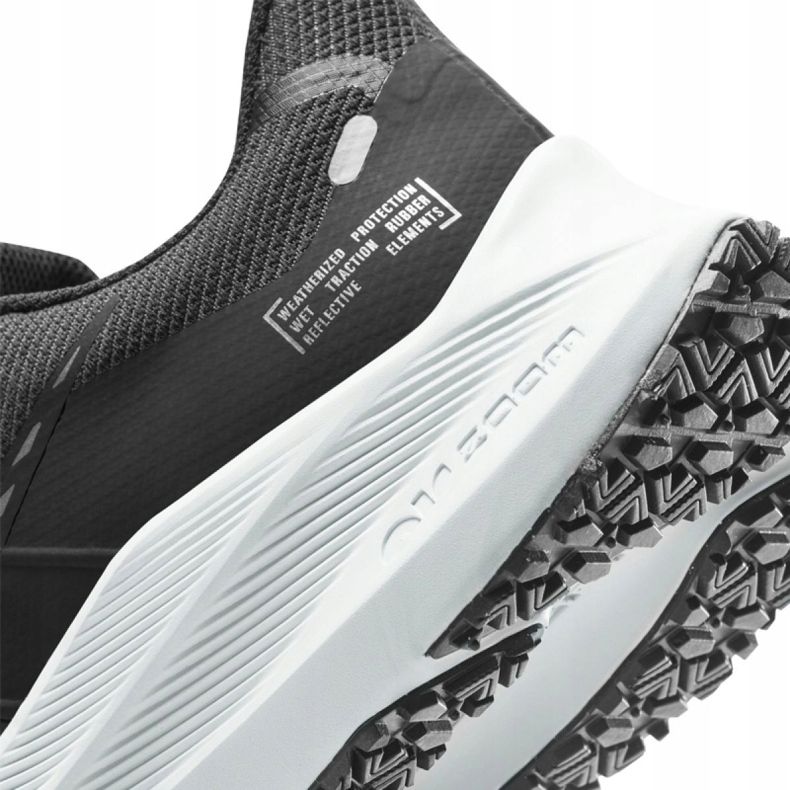 Běžecké boty Nike Zoom Winflo 7 Shield CU3870-001 černý růžový 2