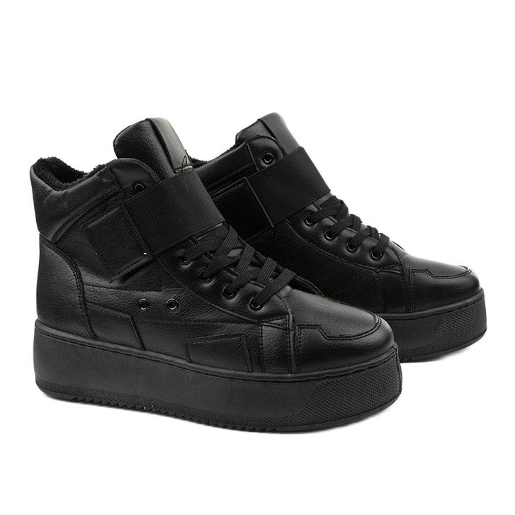 Černé zateplené boty od Riverview černá 1