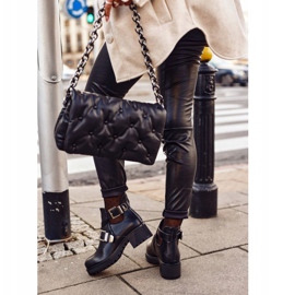 FE1 Dámské boty Černé přezky Frago černá 1