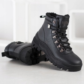 Kylie Trapery na platformě černý 1