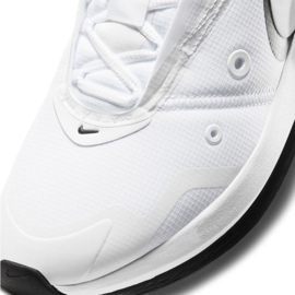 Běžecké boty Nike Air Max Up W CT1928 100 bílý černý 1