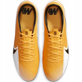 Kopačky Nike Mercurial Vapor 13 Academy SG-Pro Ac BQ9142 801 oranžový oranžový 1
