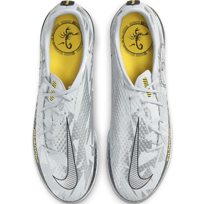 Kopačky Nike Phantom Gt Scorpion Academy Tf DA2262 001 stříbro stříbro 1