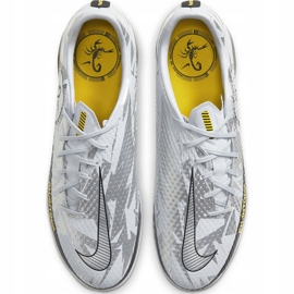 Kopačky Nike Phantom Gt Scorpion Academy Ic DA2265 001 stříbro stříbro 1