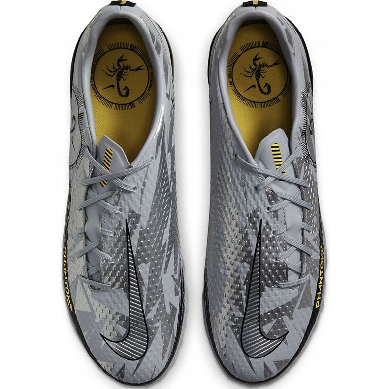 Kopačky Nike Phantom Gt Scorpion Academy Dynamic Fit Tf DA2263 001 stříbro stříbro 1