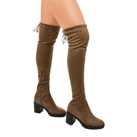 Semišové kozačky na sloupku khaki Hekran zelená 1 Semišové kozačky na sloupku khaki Hekran zelená 1