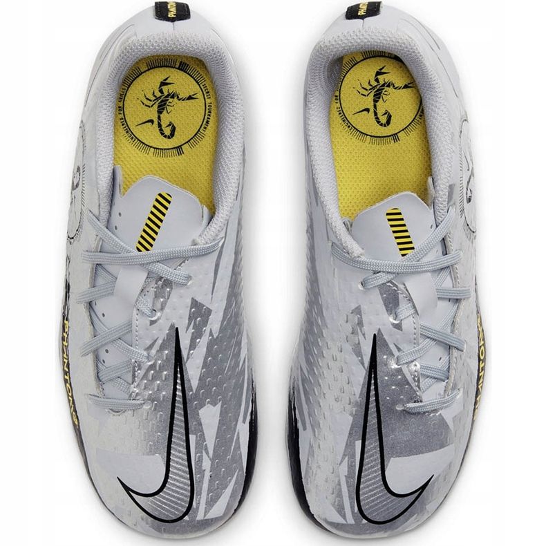Kopačky Nike Phantom Gt Academy Scorpion FG / MG Junior DB7631 001 bílý 1