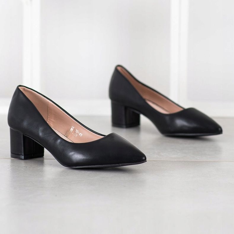 Goodin Čerpadla Na Nízkém Pilíři černá 1