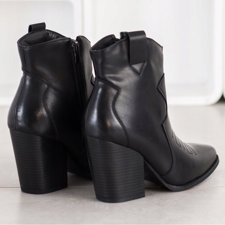 Bella Paris Černé kovbojky černý 1