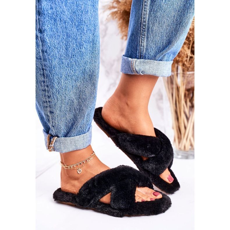 FRJ Dámské černé kožešinové pantofle Cozy Time černá 1