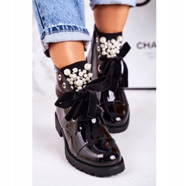 PS1 Dámské teplé kozačky s perlami a stuhou, lakovaná Perla černá 2
