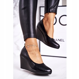 PJ1 Dámské klasické lodičky na klínku černé Ivonne černý 2
