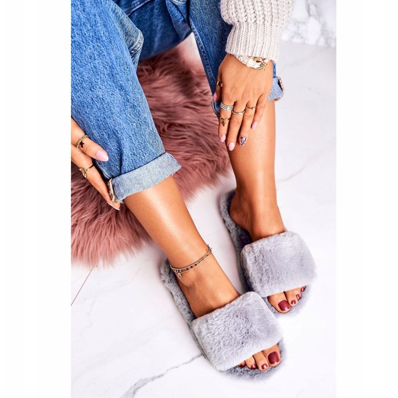 FRJ Dámské šedé kožešinové pantofle Šedé chladné dny šedá 2