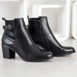 Ideal Shoes Neformální černé boty černá 2