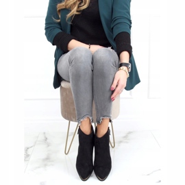 Čepice z mandlového černého semiše 88168-1 Černá 2 Čepice z mandlového černého semiše 88168-1 Černá 2