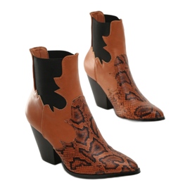 Vices Svěráky 3330-68-velbloud hnědý 1