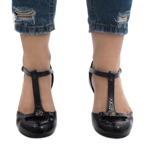 Černé lodičky na sloupku 2239-3 černá 2