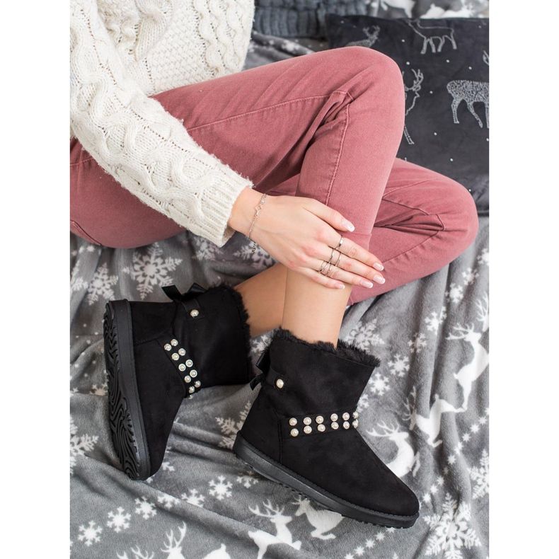 Queentina Černá Mukluki s perlami černý 2