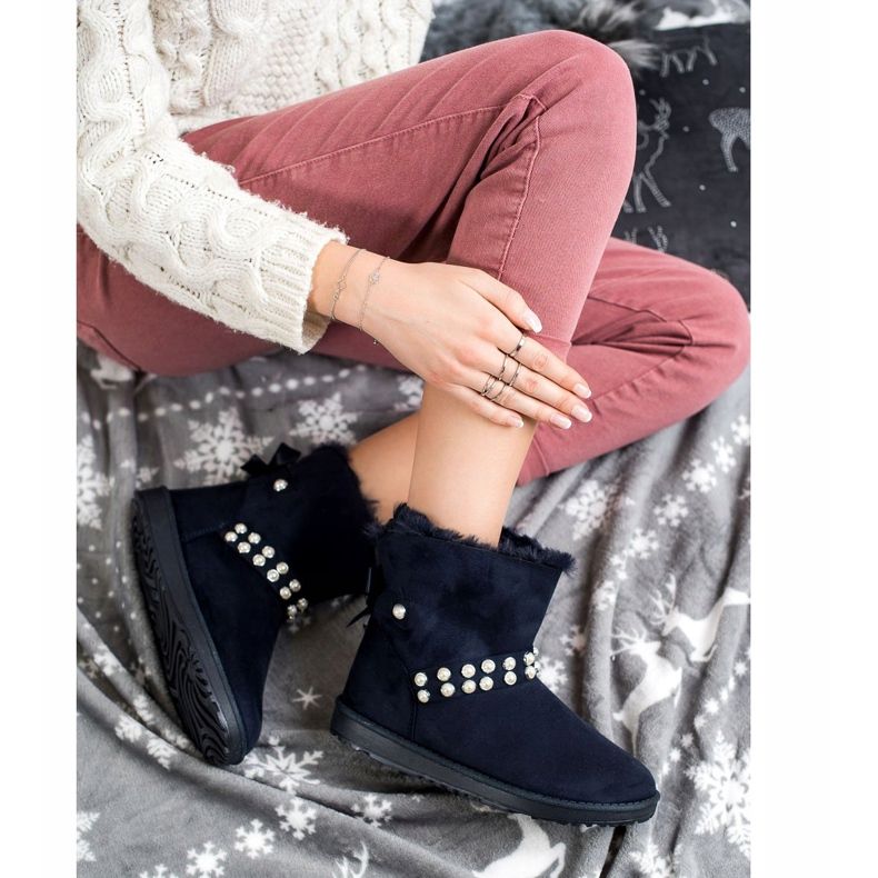 Queentina Námořnická modř Mukluki s perlami námořnická modrá 1