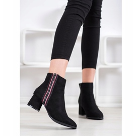 M.Daszyński Semišové kozačky s ozdobným zipem černá 1