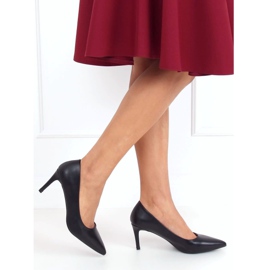 Černý CD62P Černý jehlový podpatek na nízkém podpatku černá 1 Černý CD62P Černý jehlový podpatek na nízkém podpatku černá 1