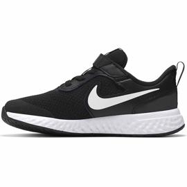 Černá a bílá dětská obuv Nike Revolution 5 BQ5672 003 bílý černý 1