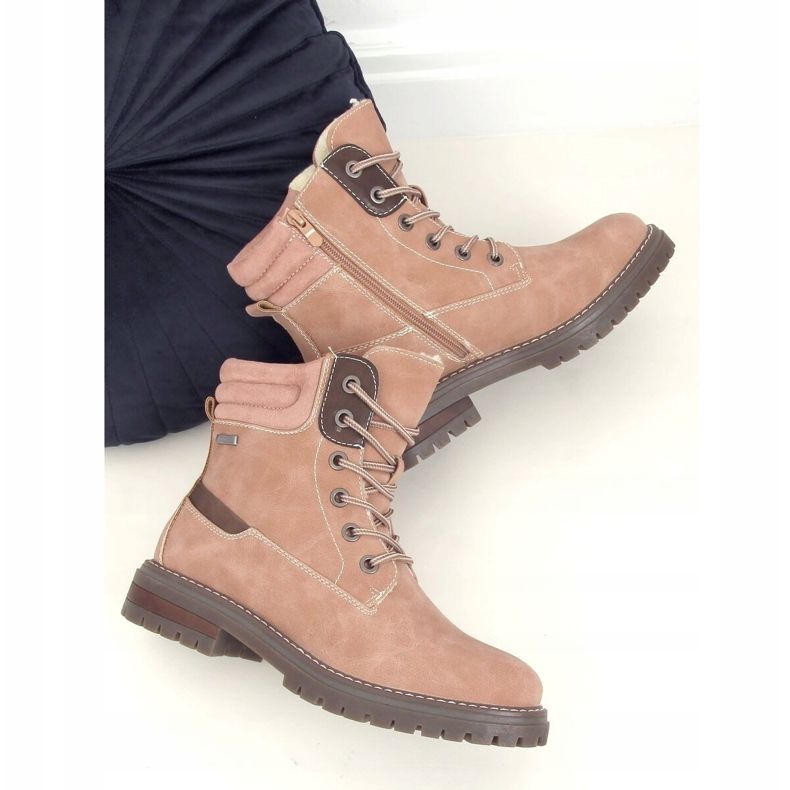 Izolované růžové trámy 2218 Pink růžový 2