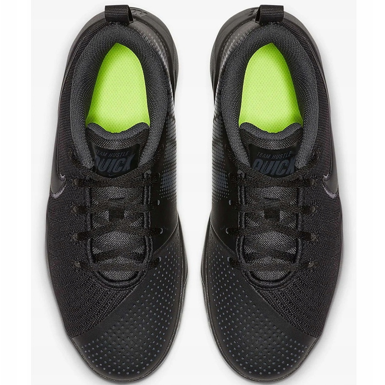 Dětské černé boty Nike Team Hustle Quick 2 AT5298 001 černý černý 1