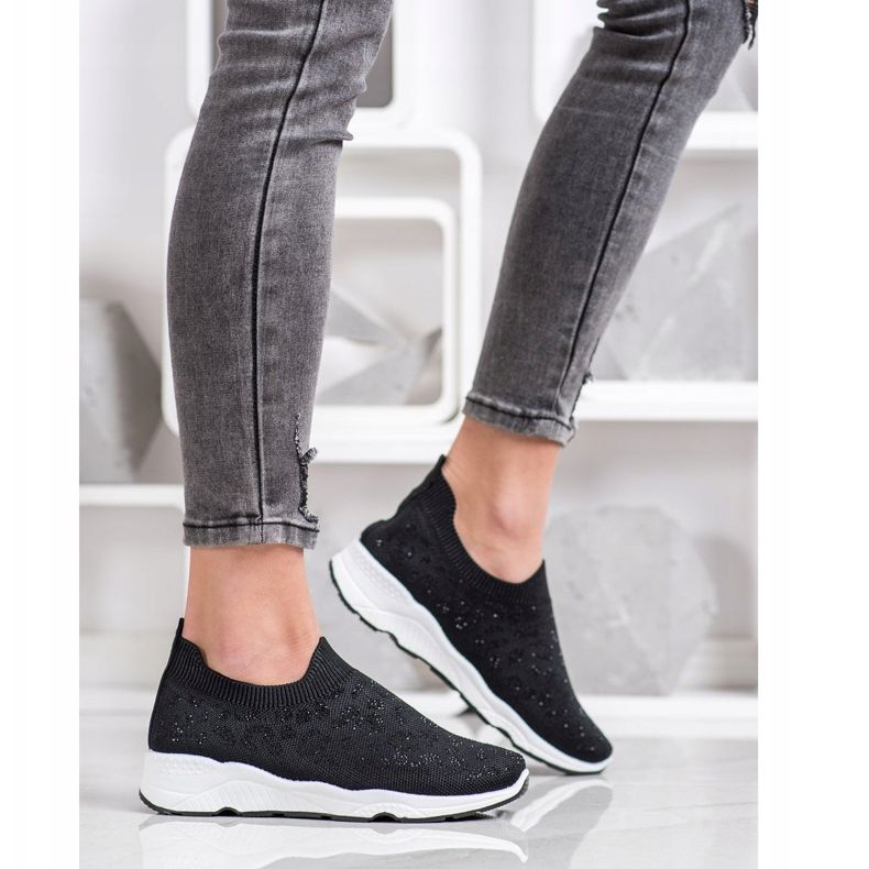 Goodin Pohodlné černé slipy černá 2