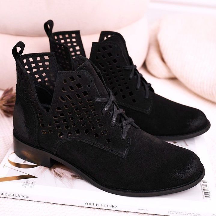 Nicole Dámské prolamované semišové černé kozačky Susannah černá 1