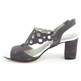 Dolce Pietro Dámské semišové sandály na ocelovém sloupku 2083 šedá 1