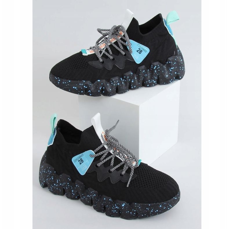 Černá sportovní obuv NB387 Allblack na vysoké podrážce 1