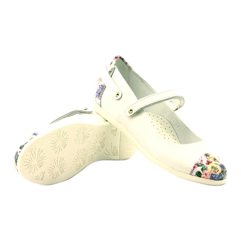 Dívčí kožené baleríny s bílými květy bartek 3