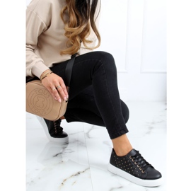 Černé dámské tenisky s cvočky LA124P Black černá 2