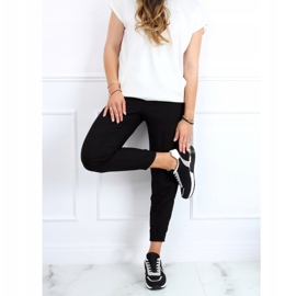 Vícebarevná sportovní obuv VL121P Černá červené vícebarevný 1