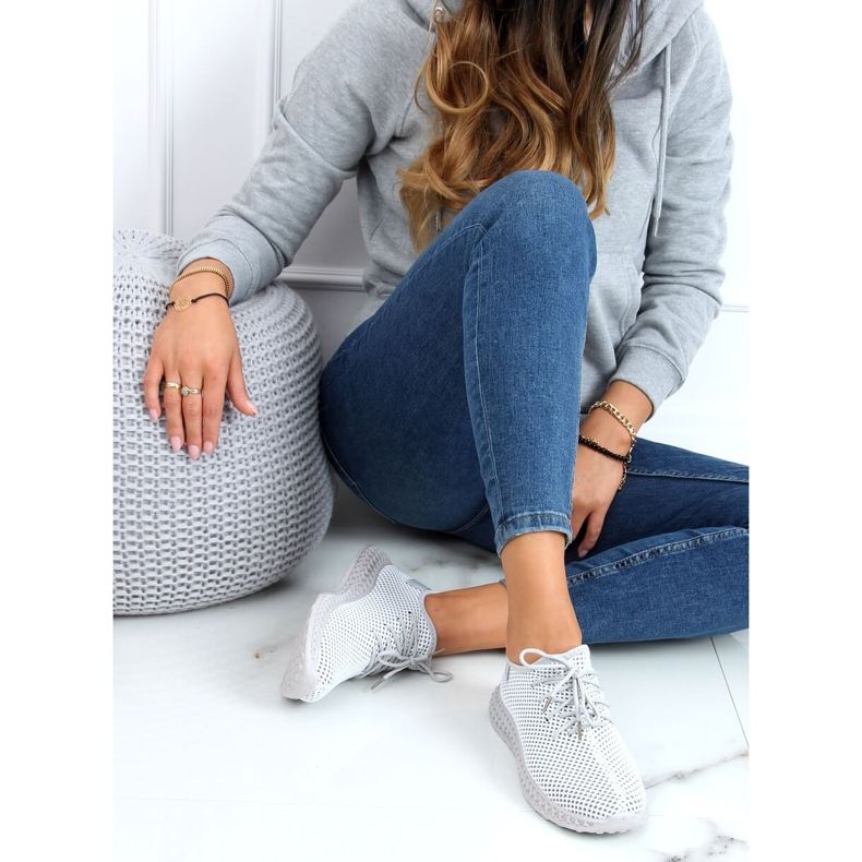 Šedá sportovní obuv NB392P Šedé ponožky 1