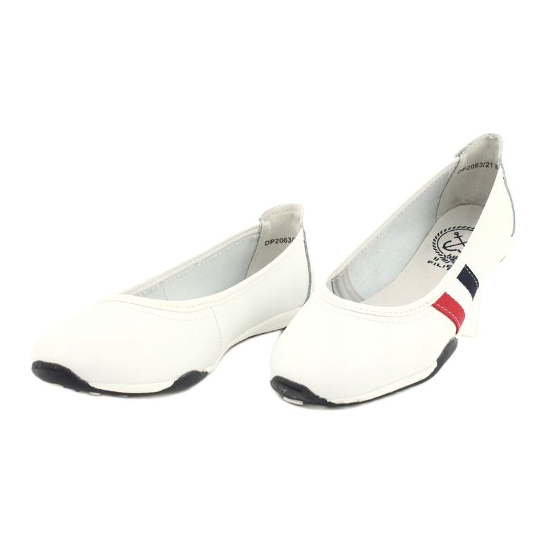 Dámské sportovní balerínky Filippo DP2063 / 21 bílý červené námořnická modrá 2