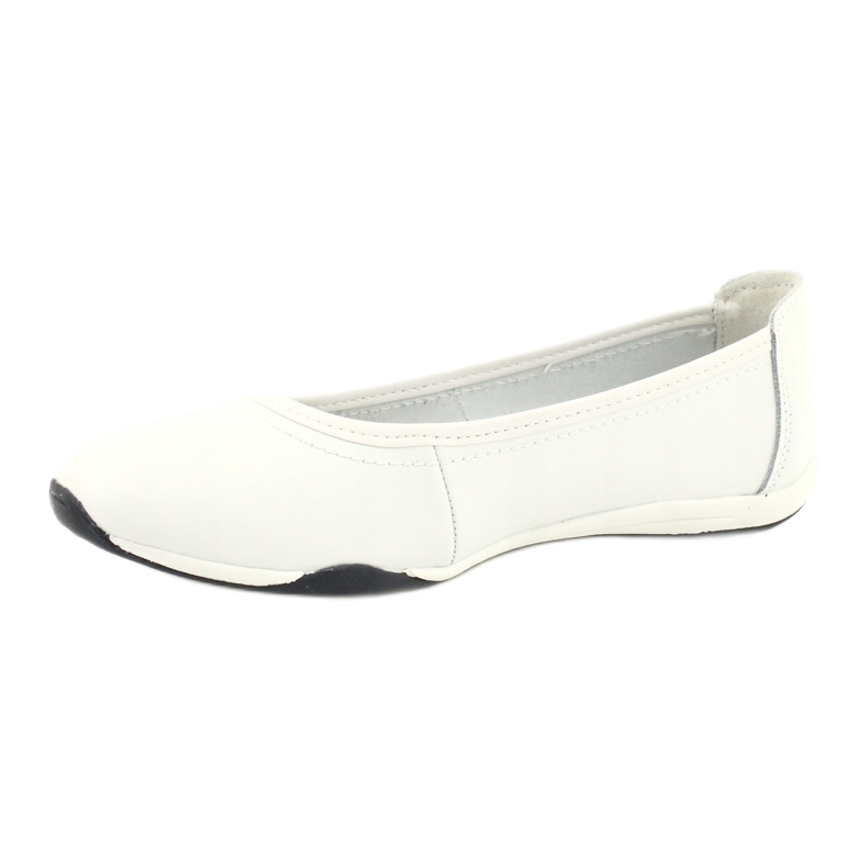 Dámské sportovní balerínky Filippo DP2063 / 21 bílý červené námořnická modrá 1