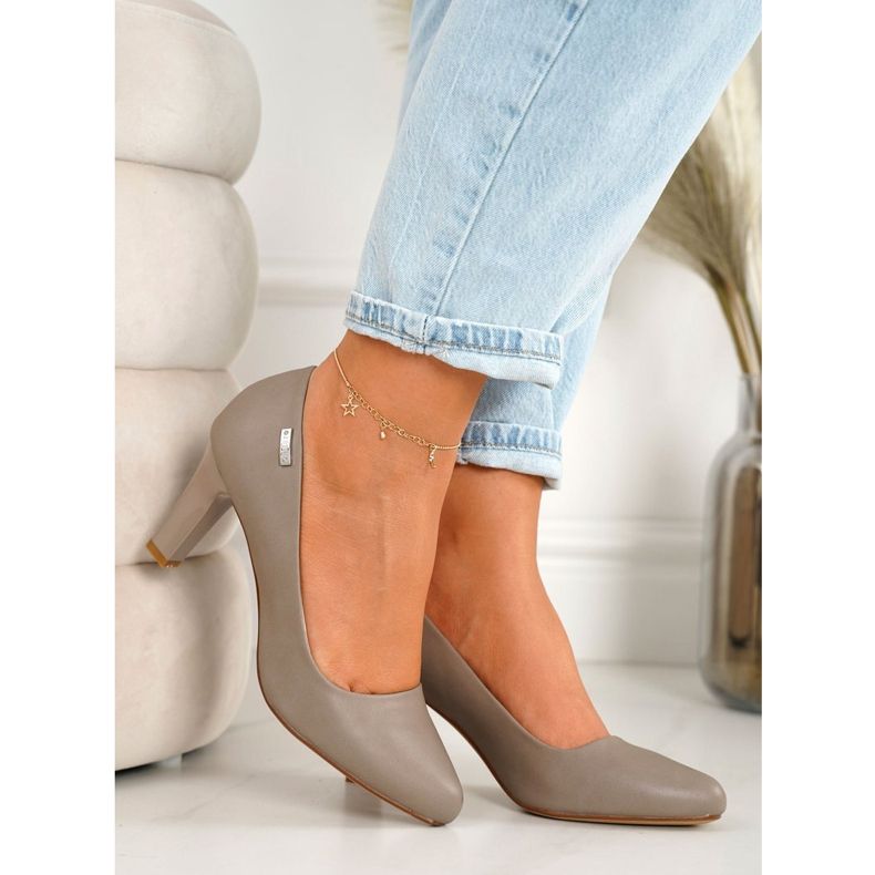 PJ1 Klasická čerpadla na cappuccino baru Eleanor béžový 1