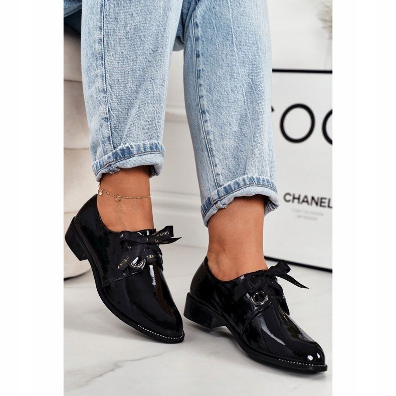 Dámské lakované boty Laura Messi 2044 Black černá 1