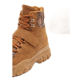 Vices Svěráky 8482-68-velbloud hnědý vícebarevný 1