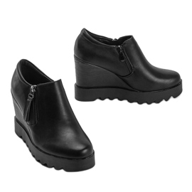 Černé klínové boty Jazlyn černá 3