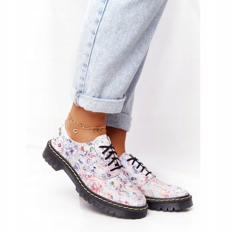 Dámské Oxfords Maciejka kožené bílé boty s květinami 04087-38 bílý 1