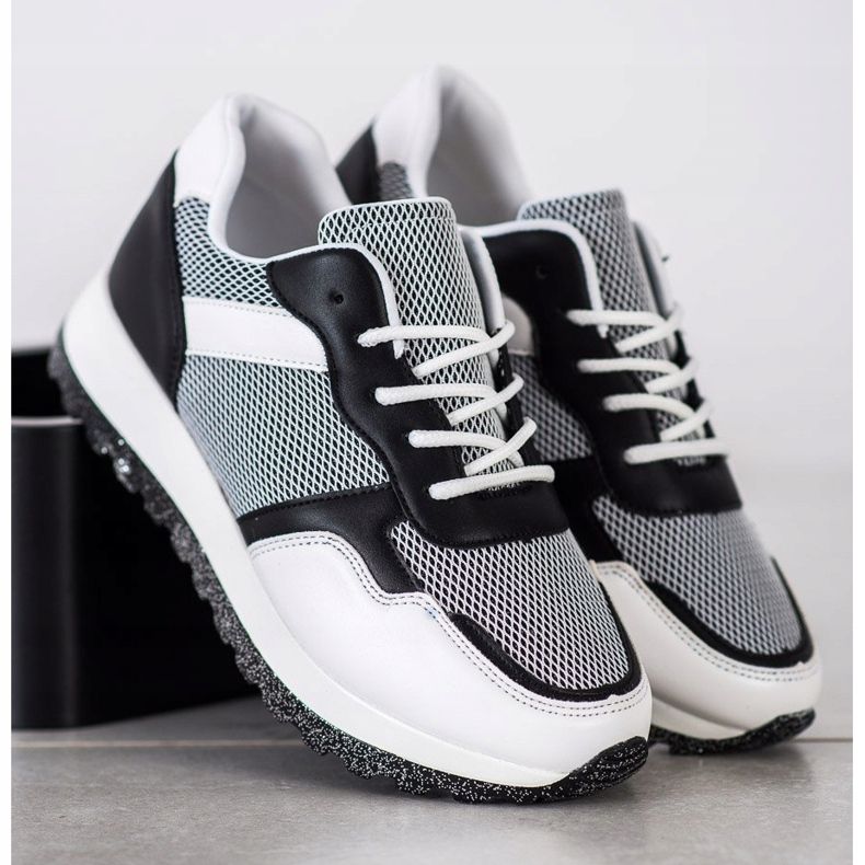 Bestelle Tenisky s třpytivou platformou bílý černý 2