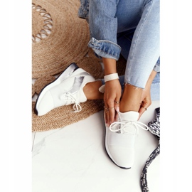 FB2 Dámská sportovní obuv Tenisky bílá a stříbrná Netta bílý stříbrný 2