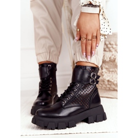 FB2 Prolamované boty Pracovníci na platformě Black Flown Away černá 1